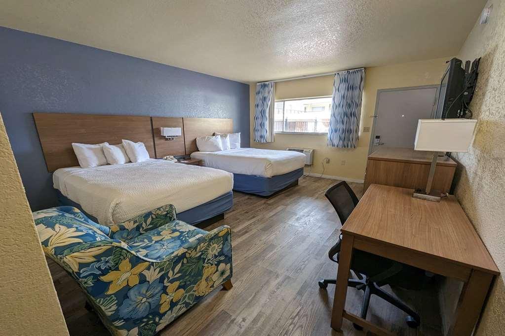 University Inn Гейнсвилл Номер фото