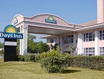 University Inn Гейнсвилл Экстерьер фото